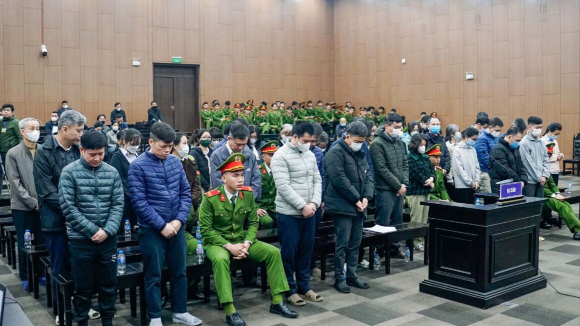 Thay đổi ngày xét xử phúc thẩm với 2 cựu Cục trưởng Cục An toàn thực phẩm
