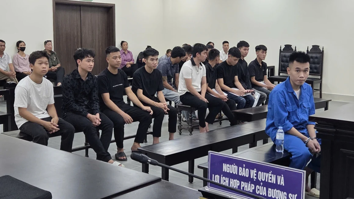 Hàng nghìn người cao tuổi sập bẫy nhóm mạo danh sư thầy bán ‘thần dược’ giả