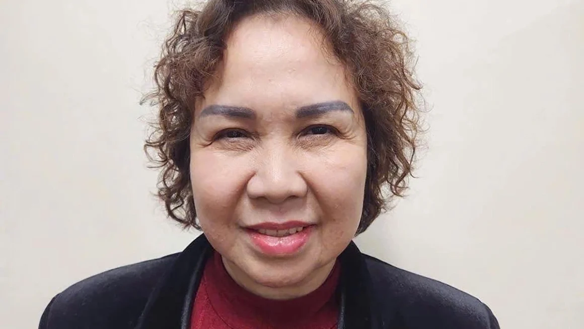 Bị cáo buộc tham ô, mẹ ‘đại gia kim cương’ nộp 99 tỷ đồng khắc phục